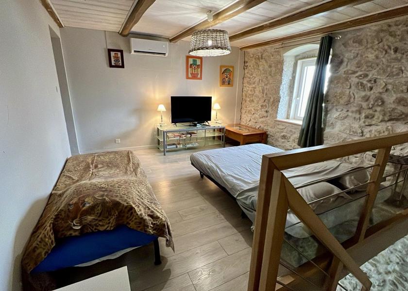 Auvergne-Rhône-Alpes Neydens T2 Duplex-Appartement-Famille-SDB prive