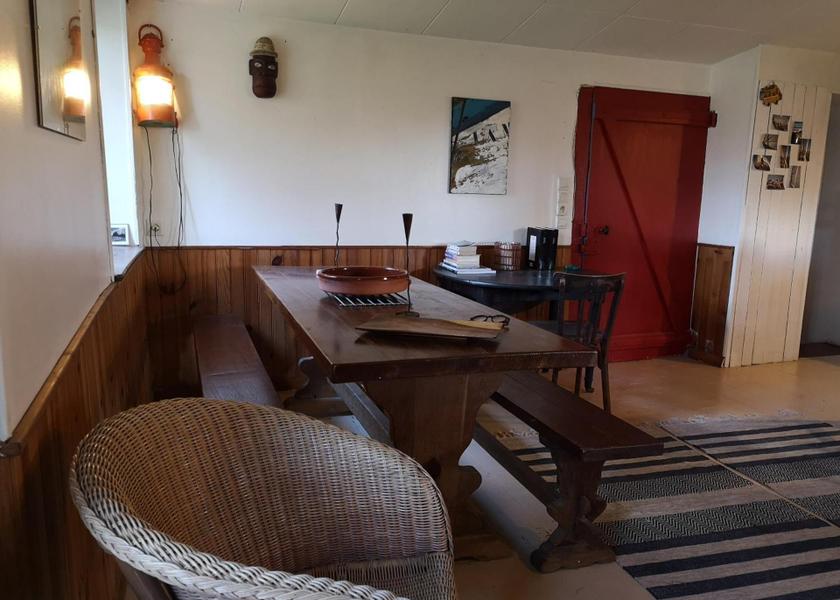 Pays de la Loire Marcon Shared lounge/TV area
