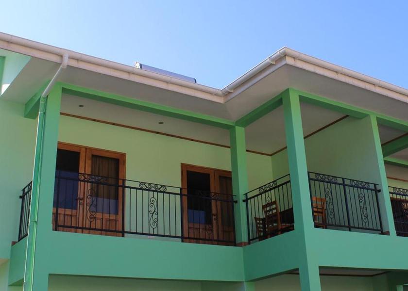  Praslin Island Exterior view