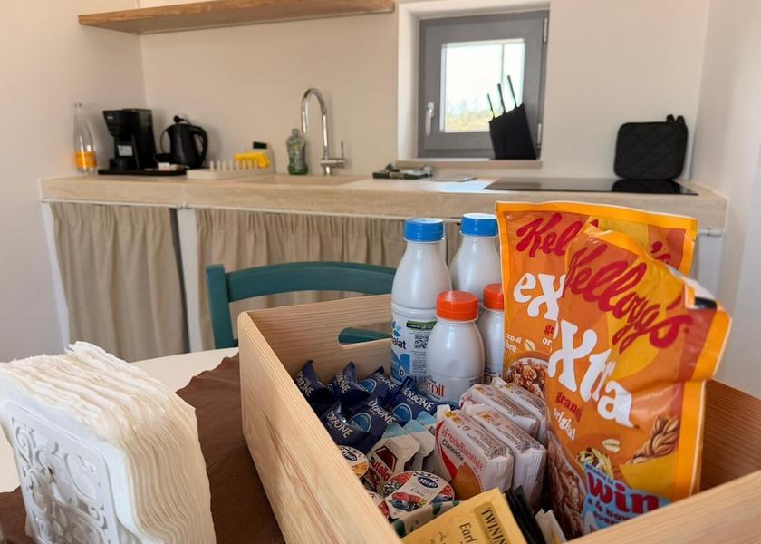 Puglia Castellana Grotte In-room dining