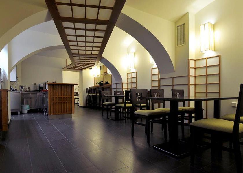  Maribor Restaurant