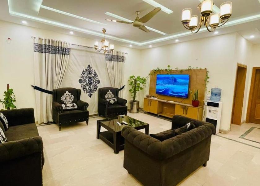 Federal Capital Territory Islamabad Shared lounge/TV area
