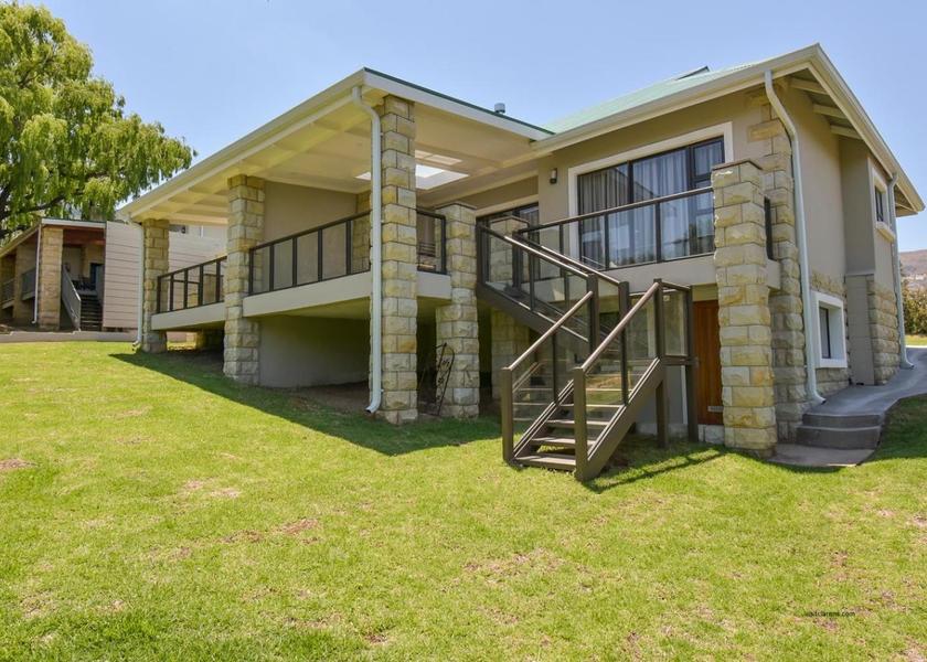 Free State Clarens Exterior view