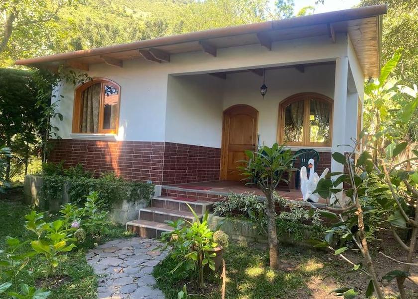 Sololá Santa Cruz La Laguna Exterior view