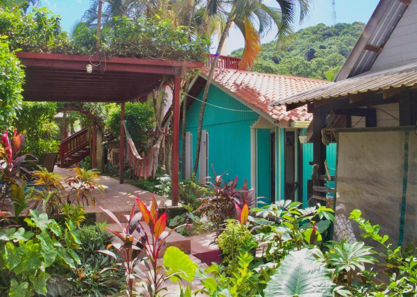 Bay Islands Roatan Hotel Exterior