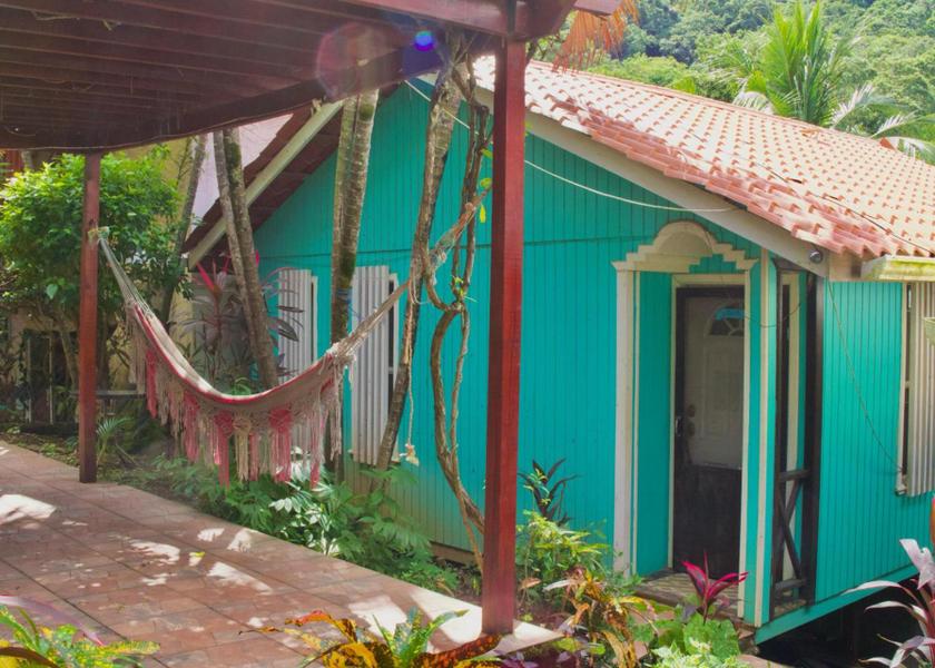 Bay Islands Roatan Hotel Exterior