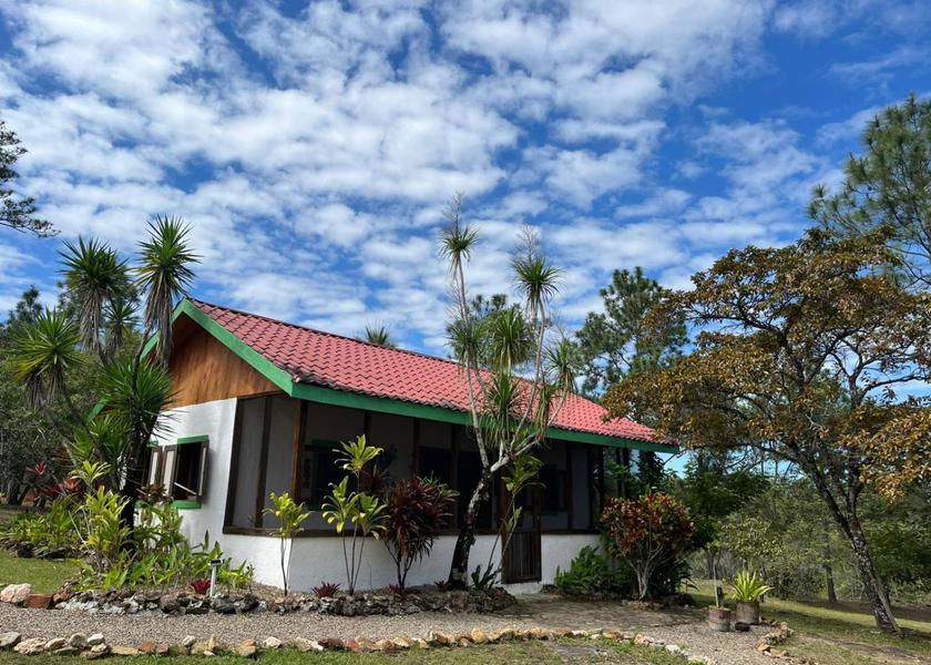 Cayo Mountain Pine Ridge Hotel Exterior