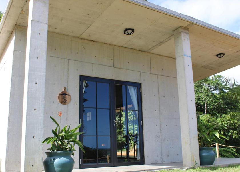  Luquillo Hotel Exterior