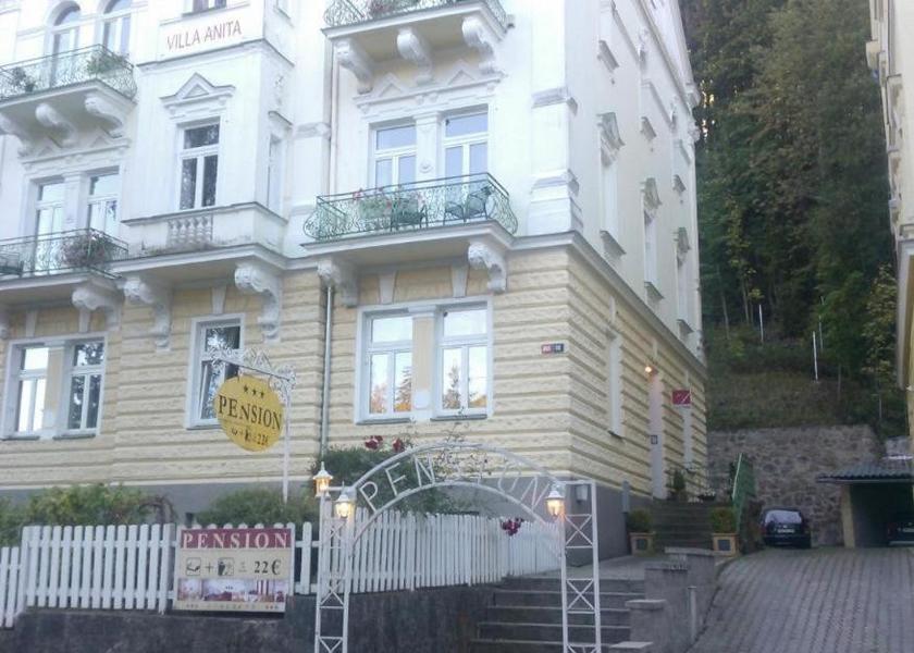 Karlovy Vary Region Marianske Lazne Entrance