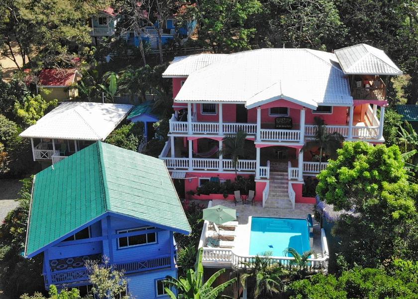 Bay Islands Roatan Facilities