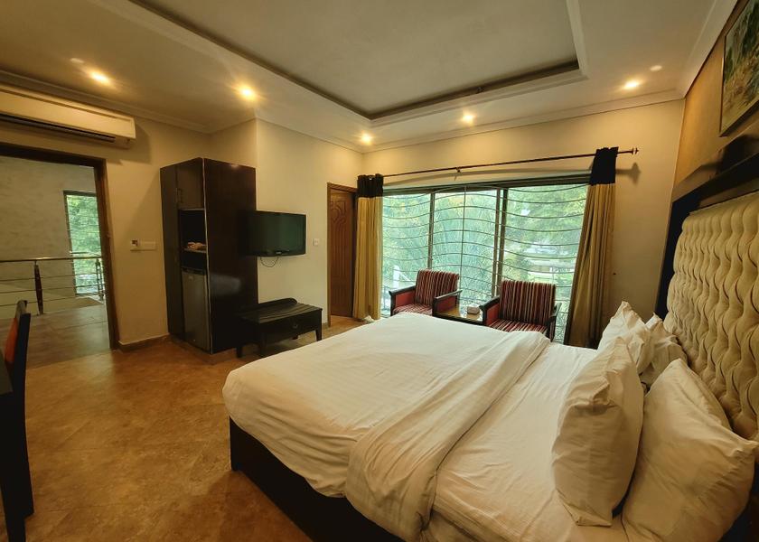 Federal Capital Territory Islamabad  Breakfast for 1 Package - Premier Family Twin Room