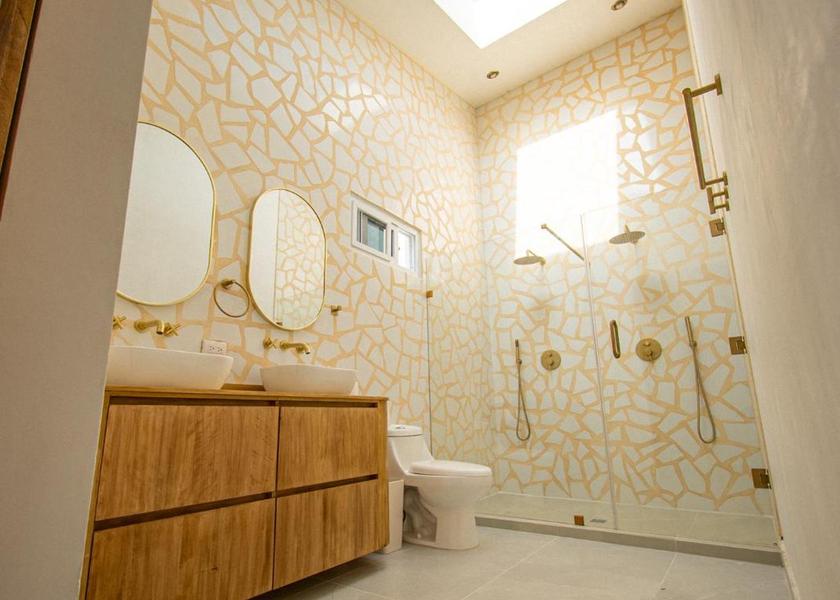 Escuintla Department Sipacate King Room with Pool View