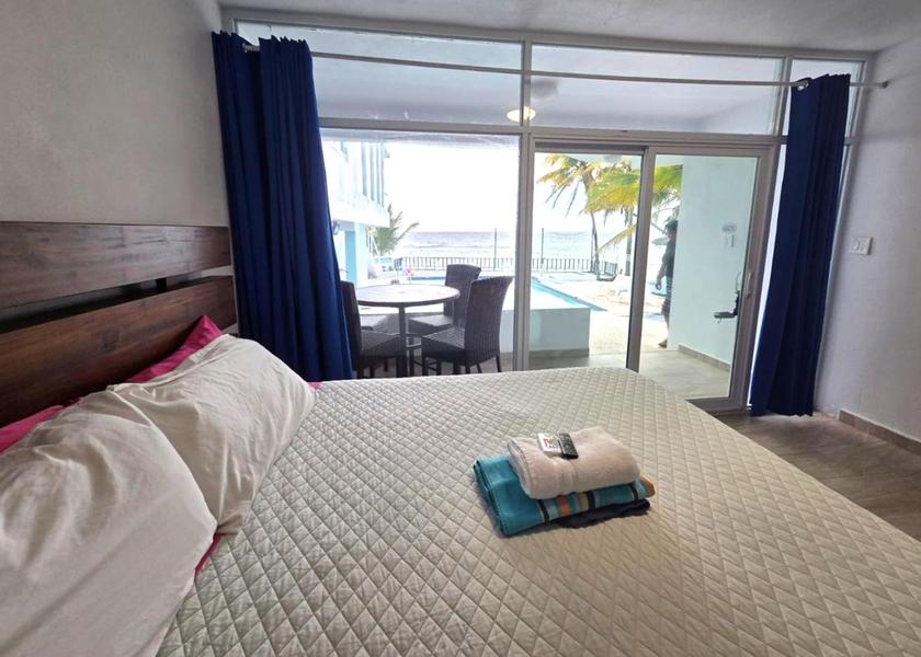  Arecibo Studio with Sea View