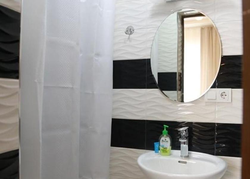  Bishkek Bathroom