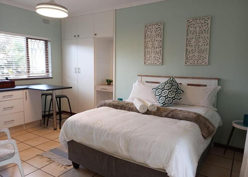 KwaZulu-Natal Margate Double Room with Private Bathroom