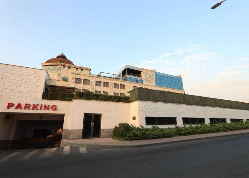  Yerevan Exterior view