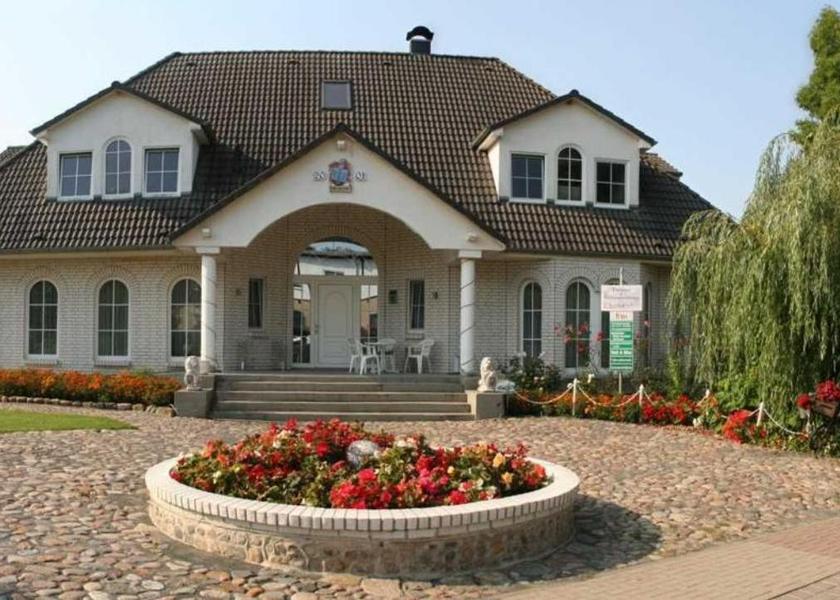 Mecklenburg-West Pomerania Gross Nemerow Exterior view