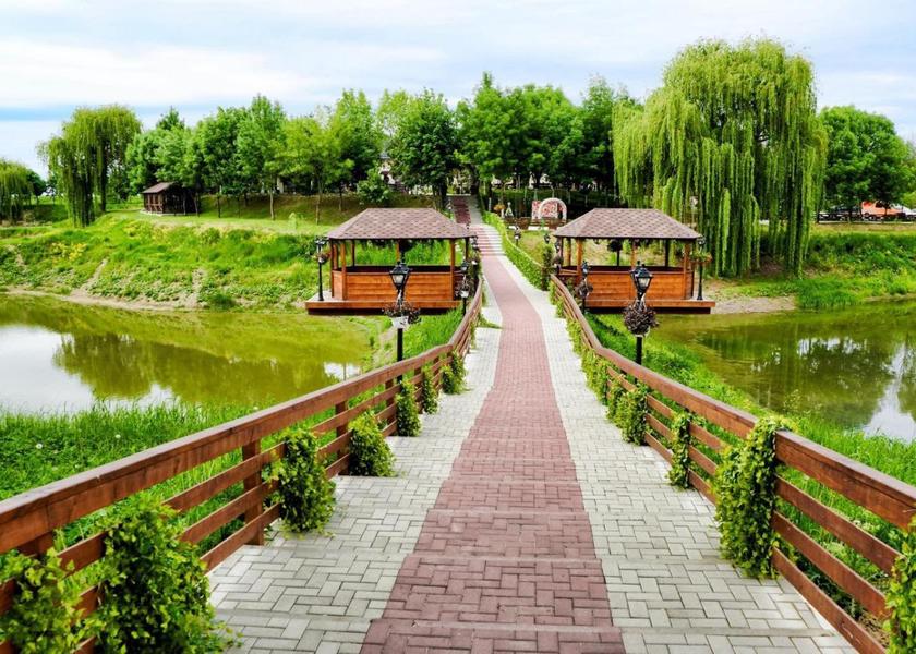 Neamt County Roman Garden