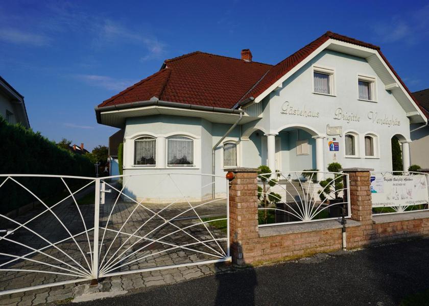 Vas County Buk Hotel Exterior