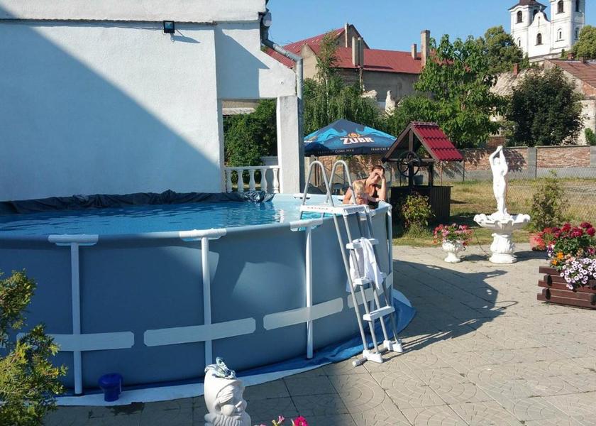 Nitra Sahy Swimming pool