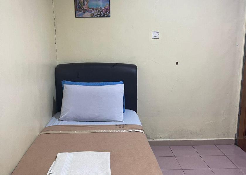 Pahang Kuala Rompin Standard Single Room