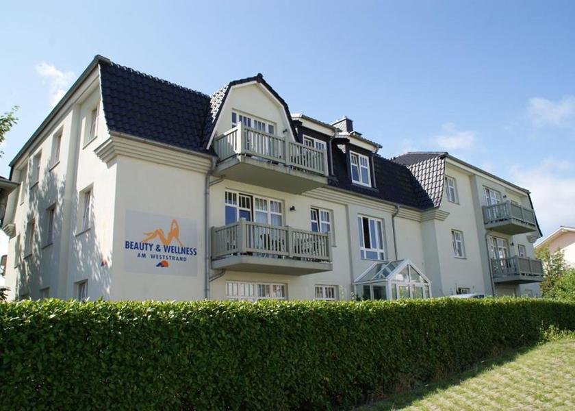 Mecklenburg-West Pomerania Kuehlungsborn Exterior view