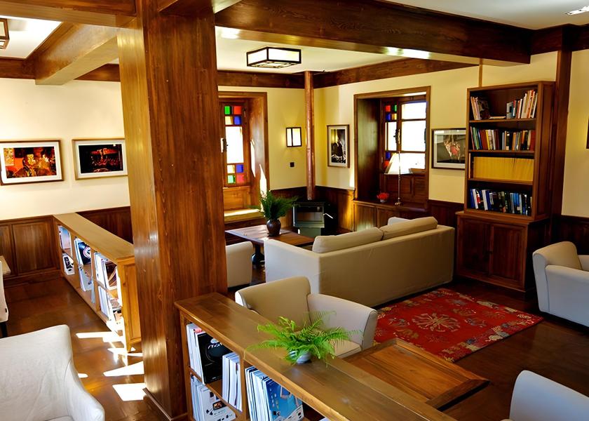 Yunnan Deqin Public Areas