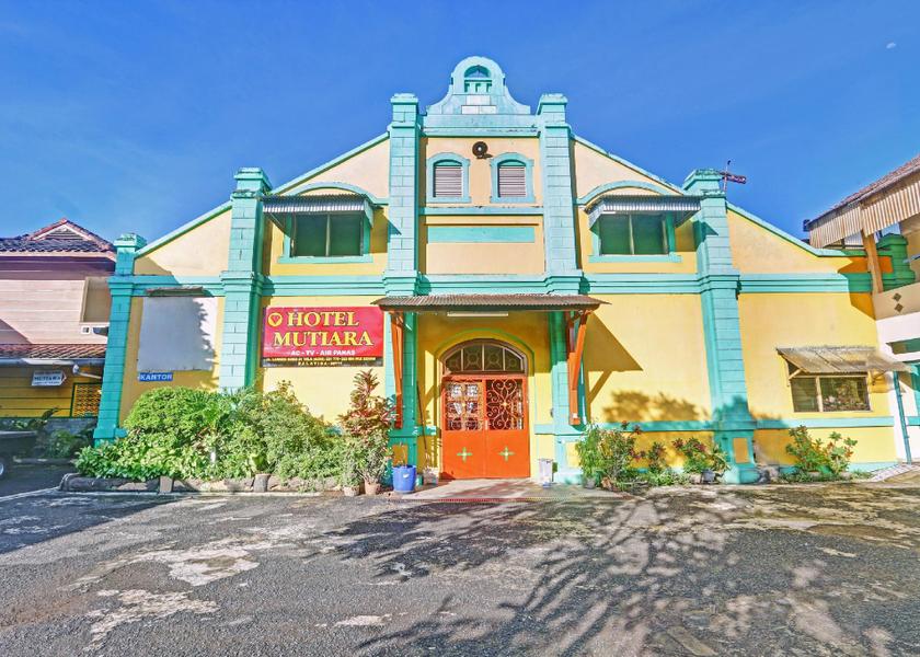 Central Java Salatiga Exterior view