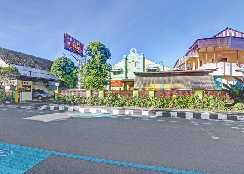Central Java Salatiga Exterior view