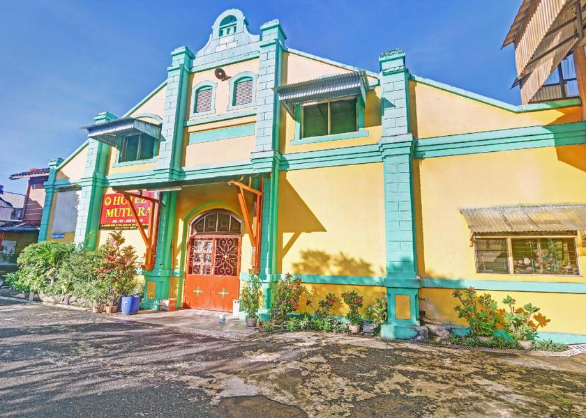 Central Java Salatiga Exterior view