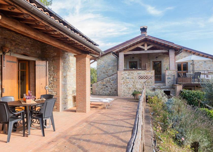 Tuscany Pieve Santo Stefano Exterior view