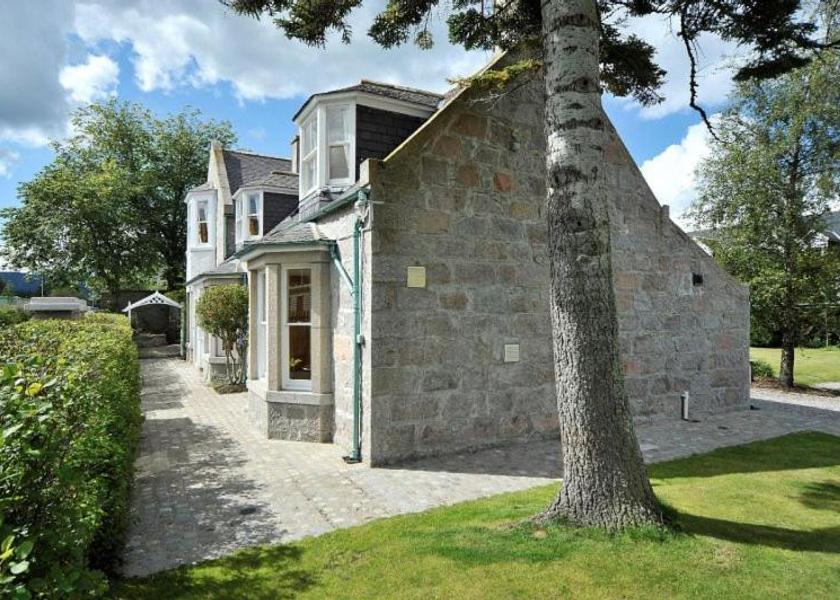 Scotland Ballater Exterior view
