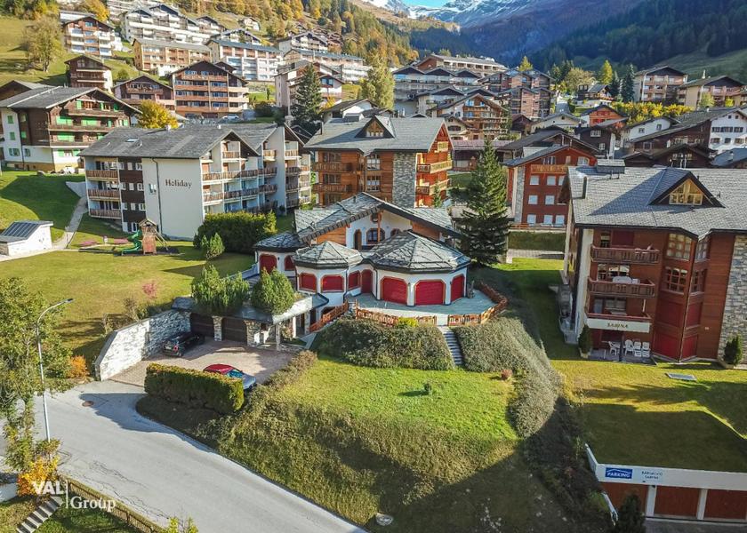 Valais Leukerbad Exterior view