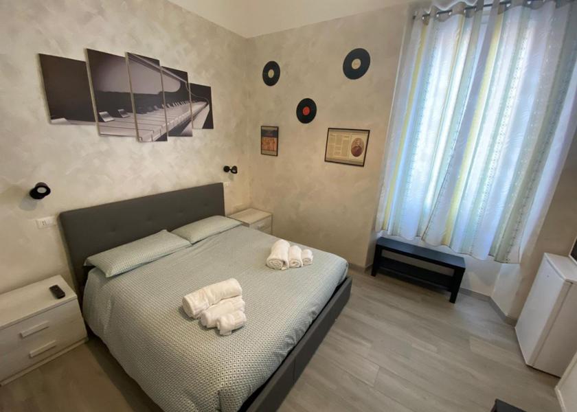 Sardinia Cagliari Double Room with Private Bathroom