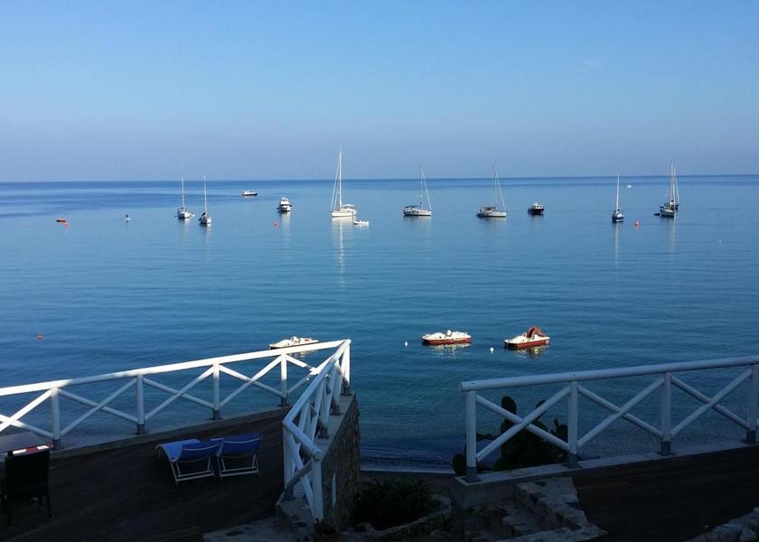 Tuscany Isola del Giglio Beach