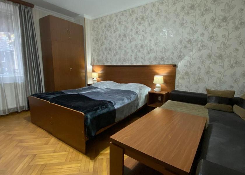 Samtskhe-Javakheti Borjomi Apartment - Ground Floor