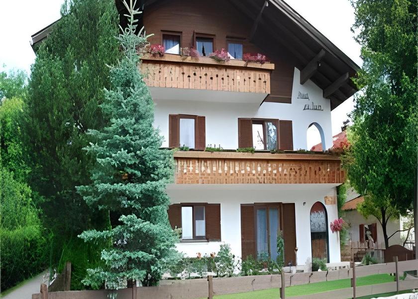 Bavaria Unterwoessen Exterior view
