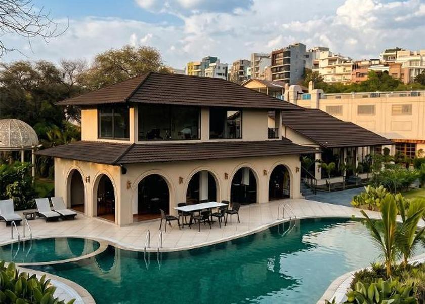 Madhya Pradesh Bhopal Hotel Exterior