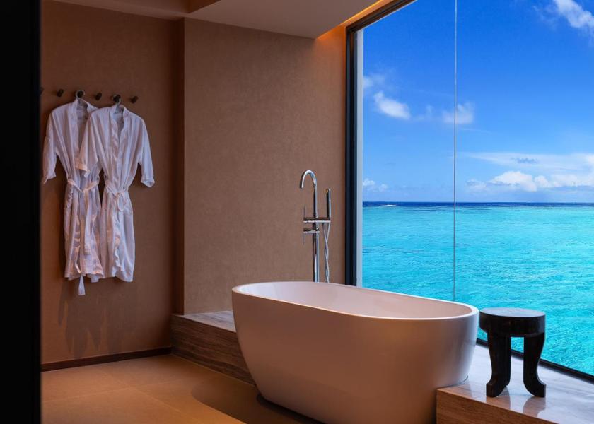 Hainan Sanya Queen Suite with Sea View