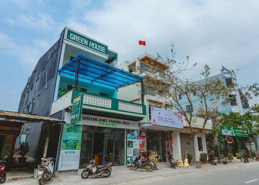 Quang Tri Province Bo Trach Exterior view