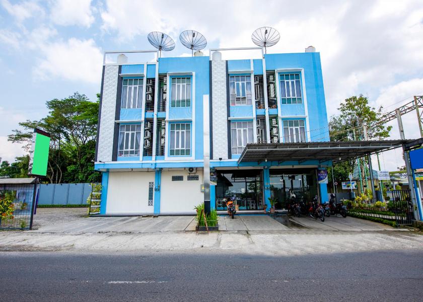 Central Java Purwokerto Exterior view