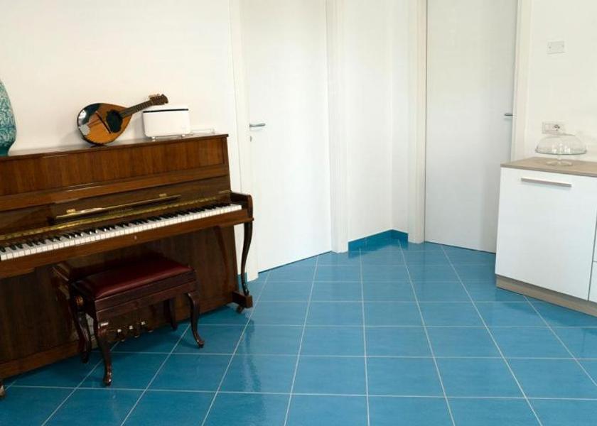 Campania Centola Lobby