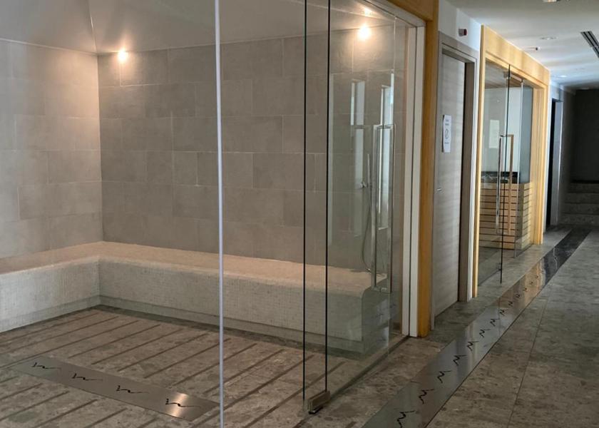Valle d'Aosta Ayas Steamroom