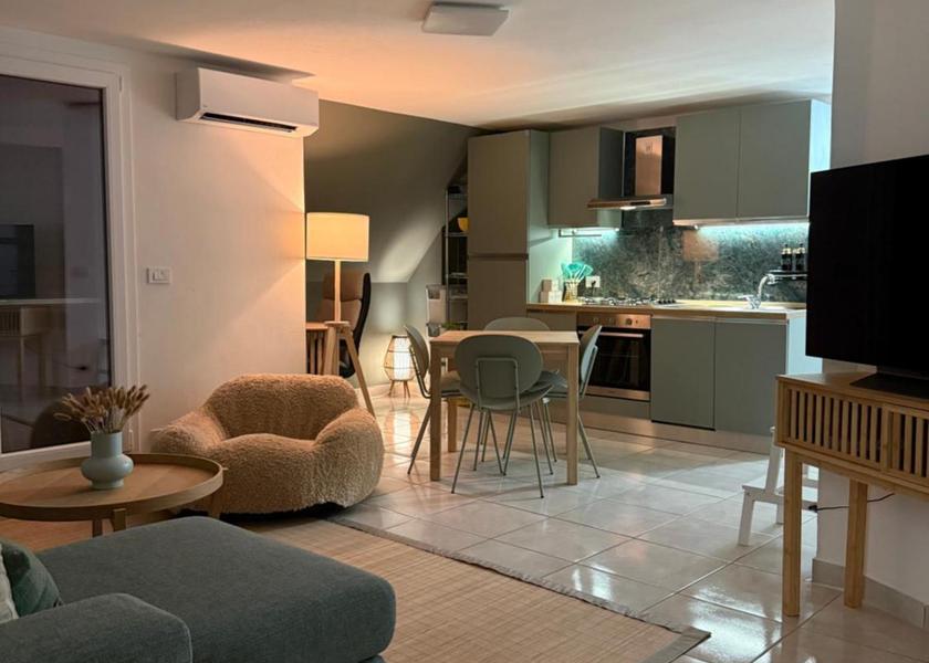 Calabria Montepaone Lido One-bedroom Loft Apartment 