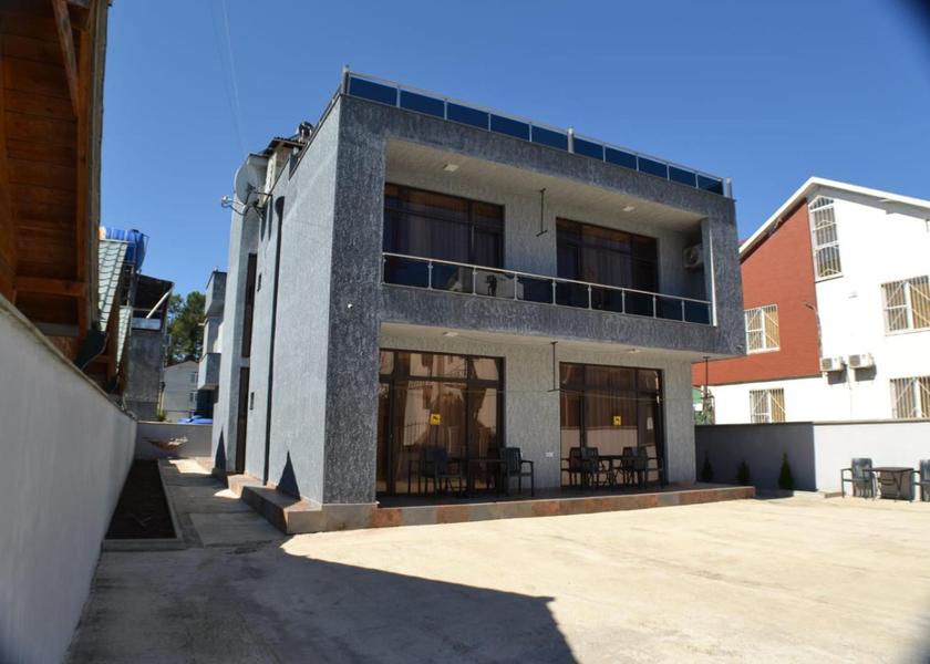 Guria Ureki Exterior view