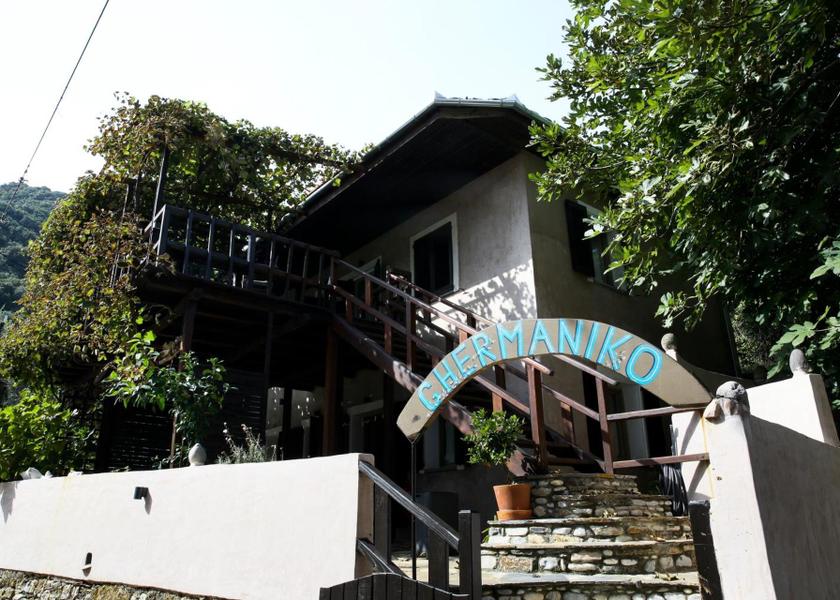 Thessaly Zagora-Mouresi Exterior view