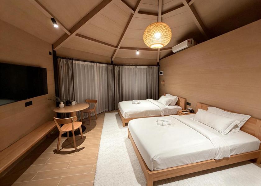 Sabah Semporna Deluxe Twin Room