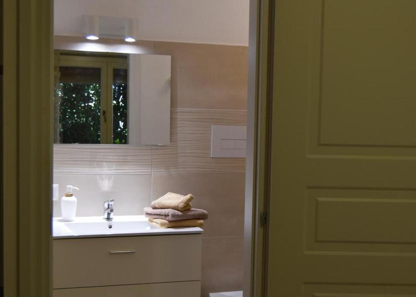 Sardinia Olbia Double Room with Private Bathroom