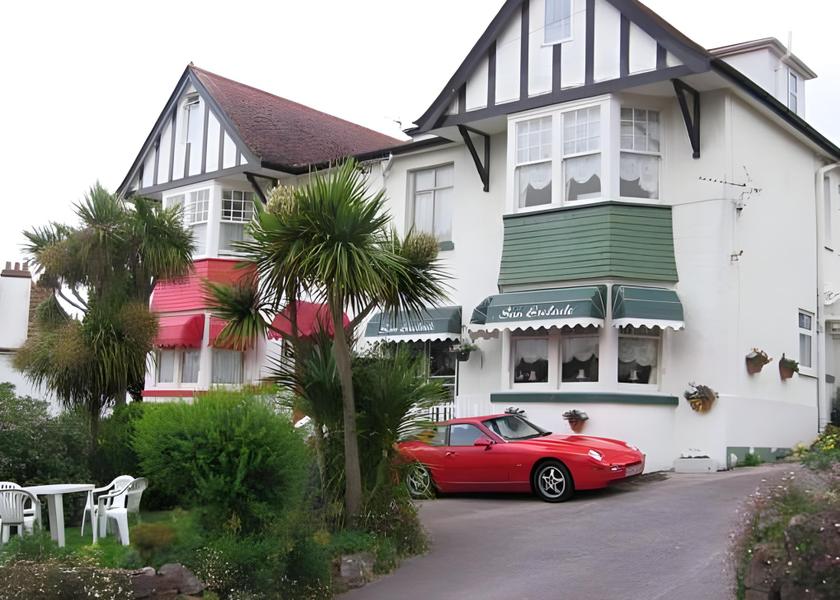England Paignton Exterior view