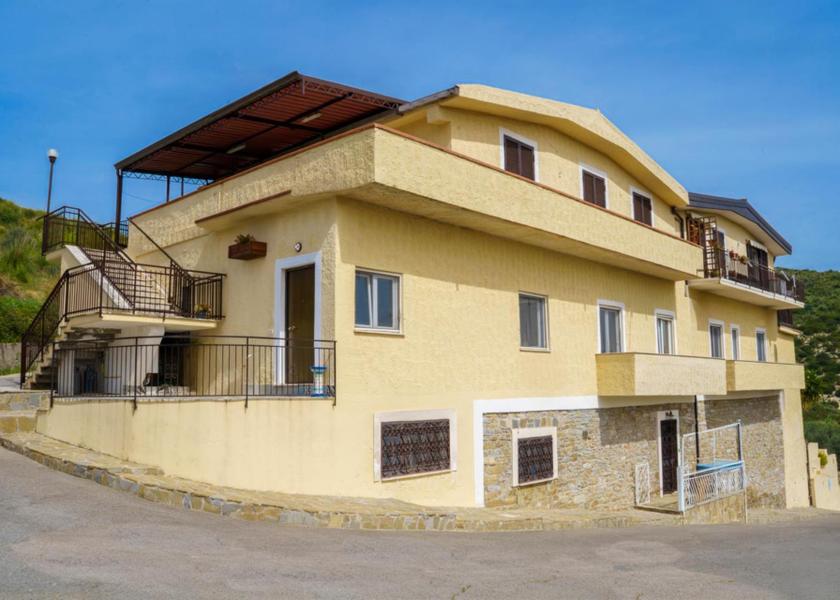 Campania Laureana Cilento Exterior view